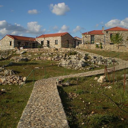Arachovitika Kalivia Hotel Karyes Luaran gambar