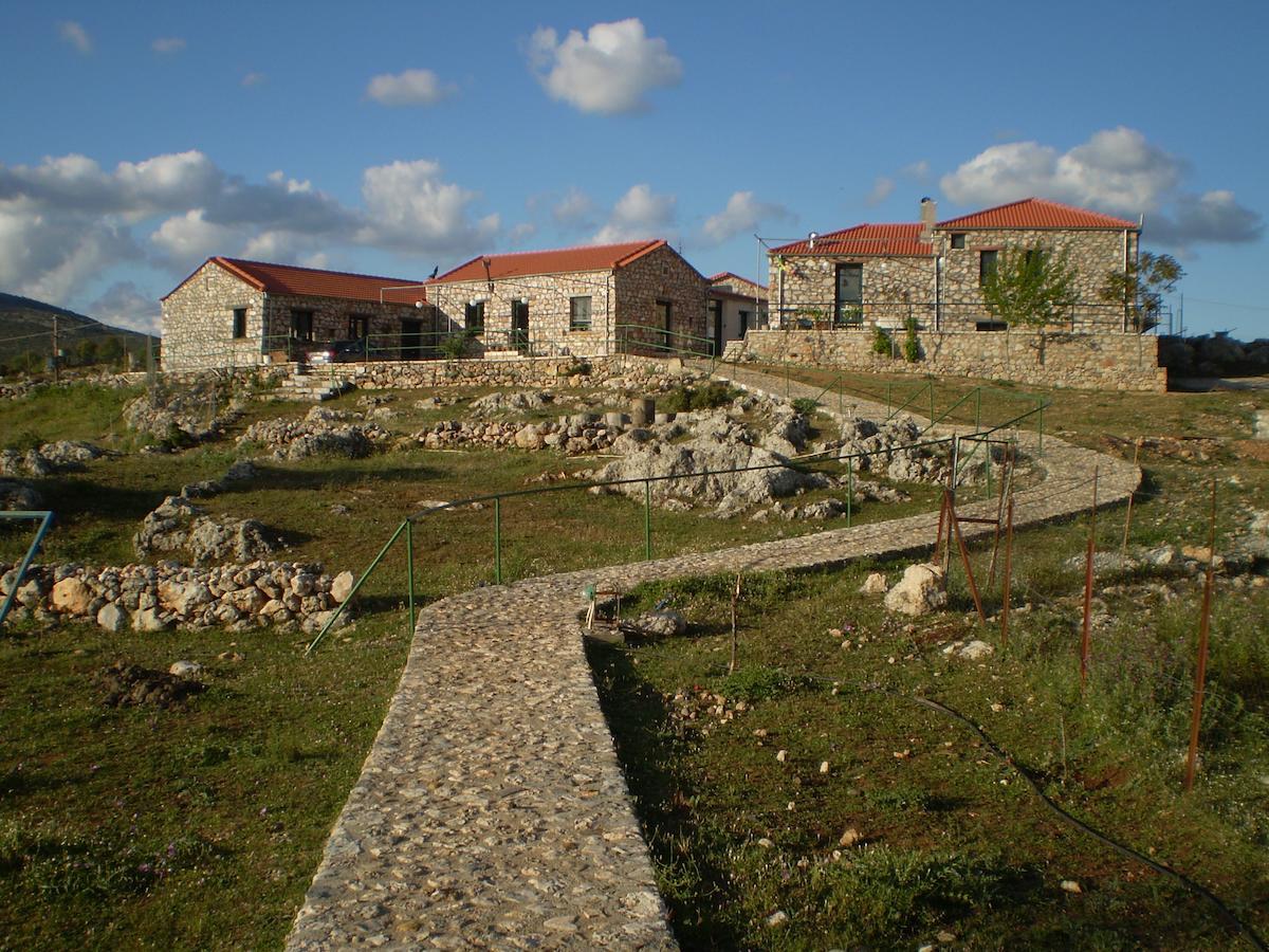 Arachovitika Kalivia Hotel Karyes Luaran gambar